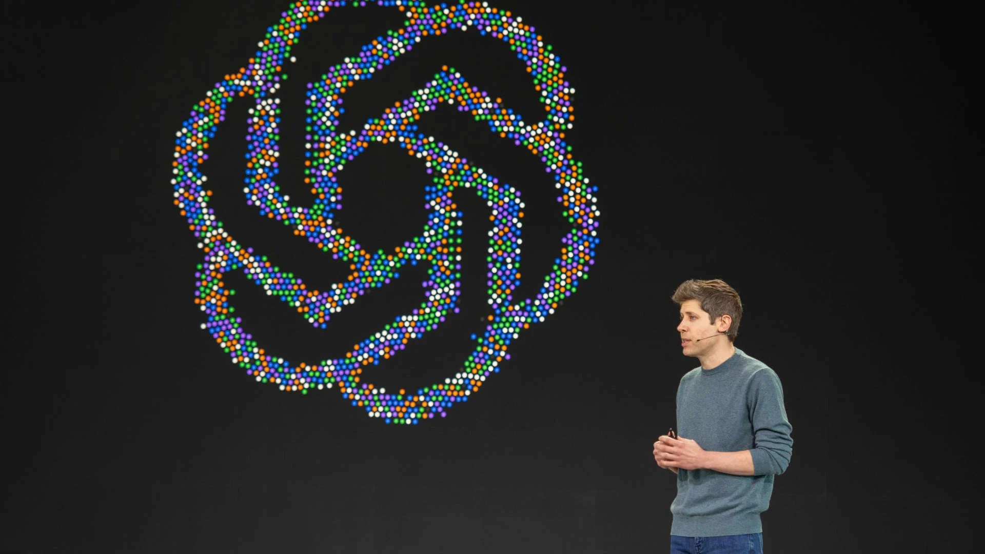 Sources: OpenAI nears an up to $30B round led by investors from the UAE and Coatue at a $1.25T pre-money valuation, as an "opportunistic" bridge ahead of an IPO (Kate Rooney/CNBC)