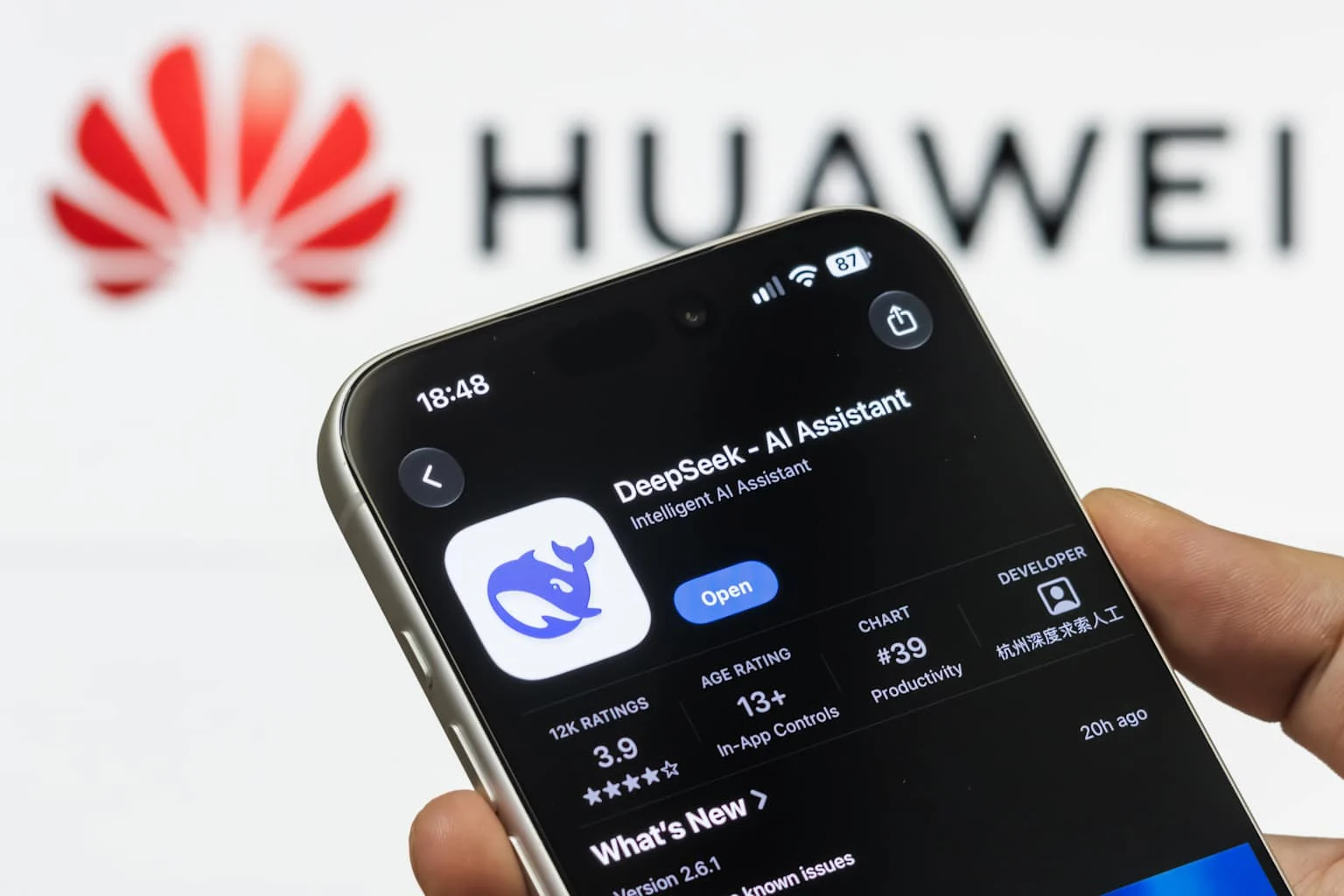 Jelentés: a DeepSeek részt vesz a Huawei jövőbeli AI-chipjeinek kialakításában