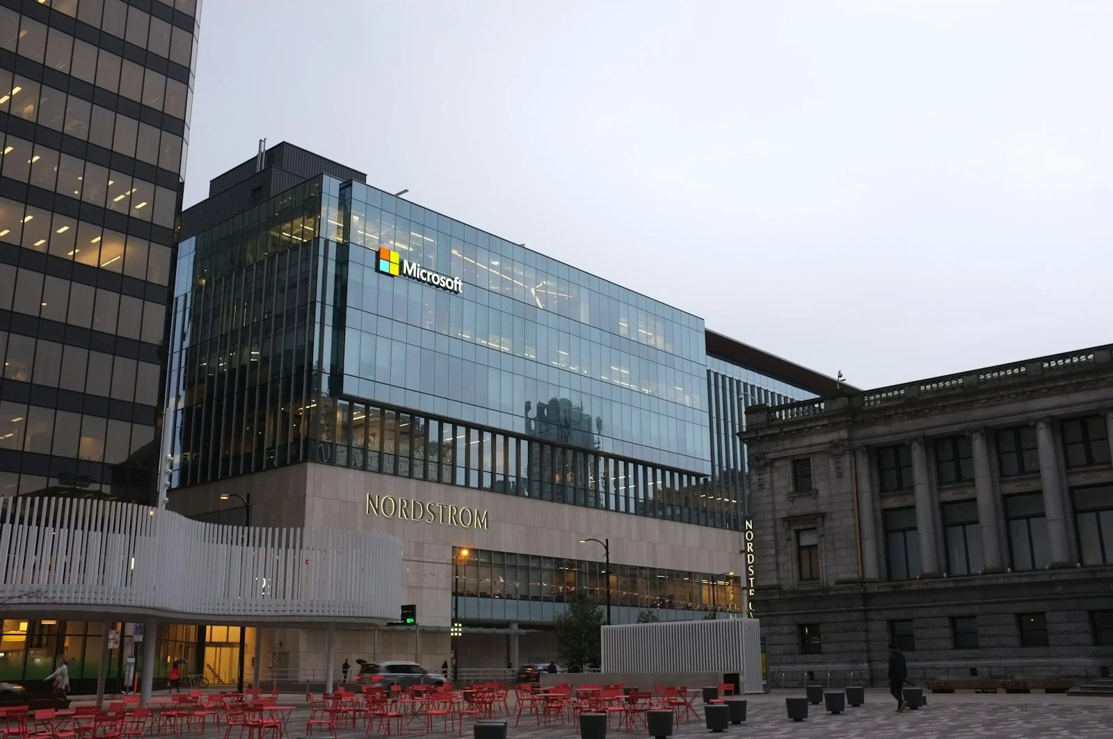 Sources: Microsoft is seeking to raise $25B+ in its first US investment-grade bond sale since 2017, when it raised $17B, to fund AI-related capital expenditures (Bloomberg)